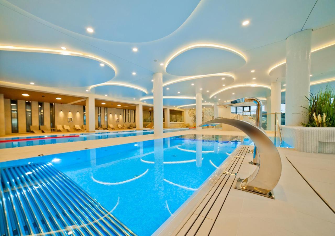 Aqua Resort Apartments-Aqua Park No Limit, Parking コウォブジェク エクステリア 写真