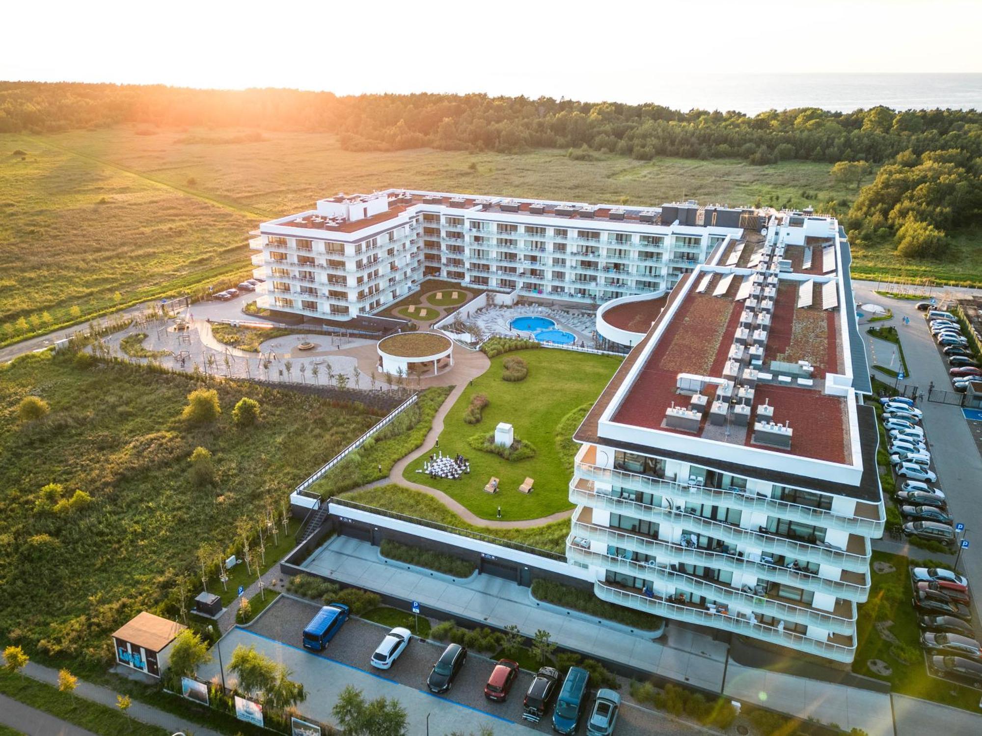 Aqua Resort Apartments-Aqua Park No Limit, Parking コウォブジェク エクステリア 写真